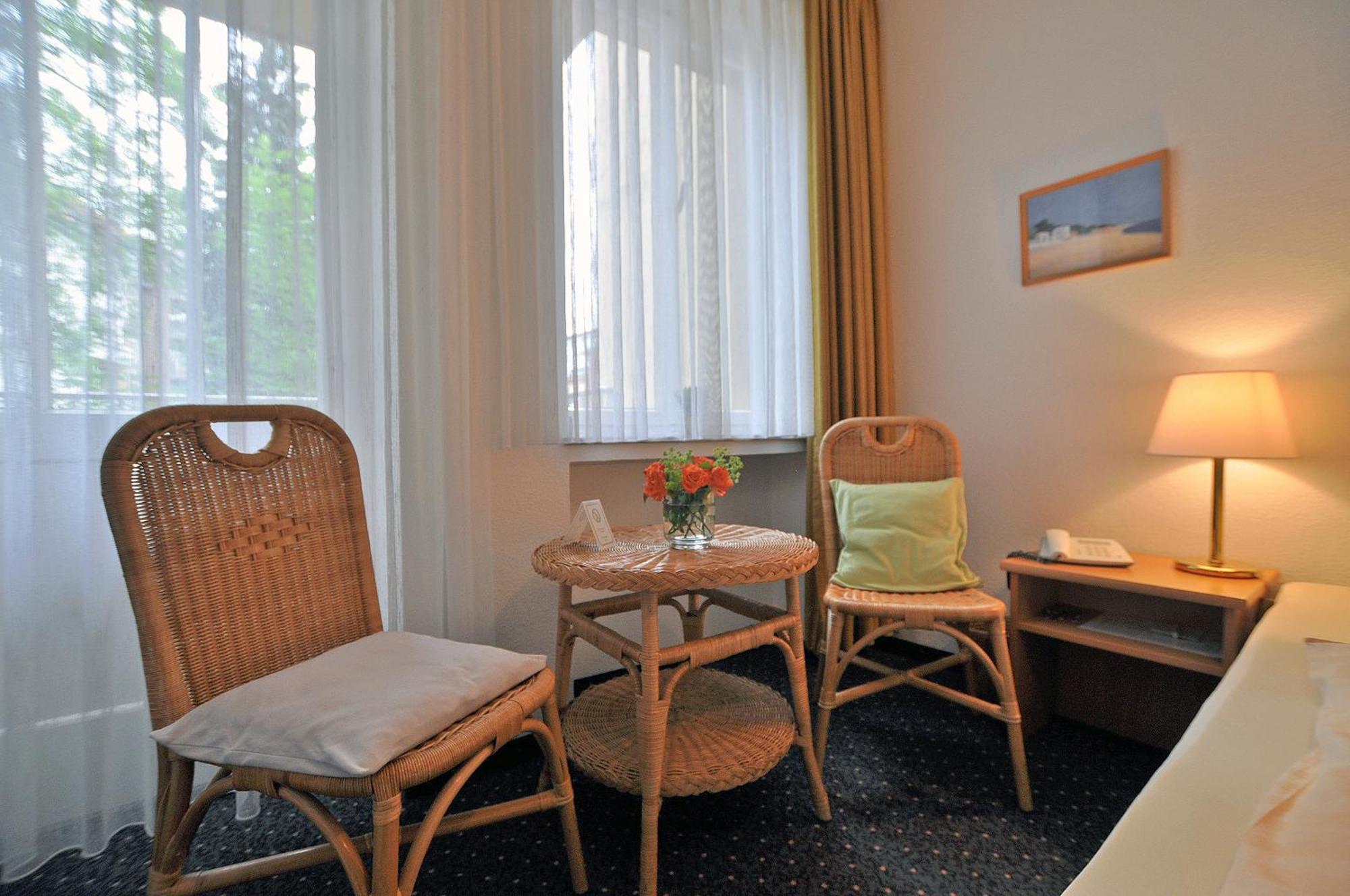דיסלדורף Hotel Am Ehrenhof מראה חיצוני תמונה